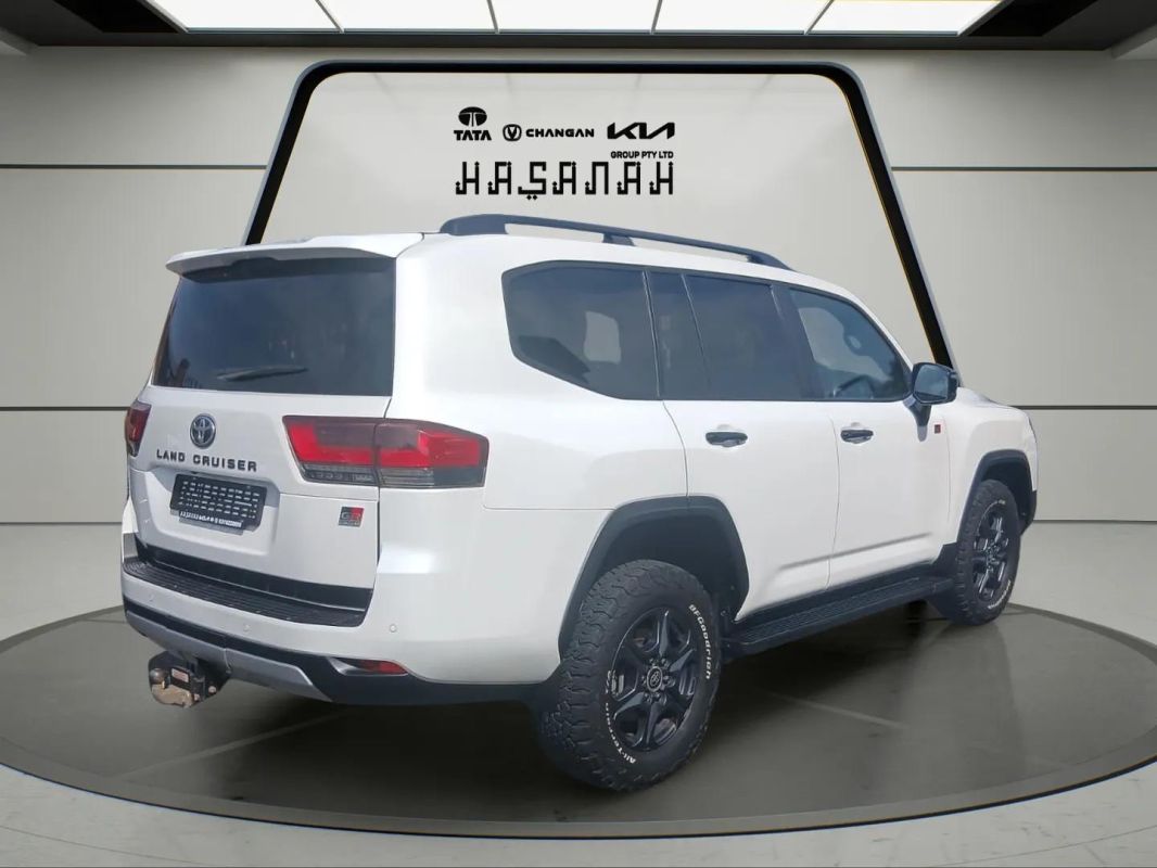 Toyota LAND CRUISER 2025 - Image 8