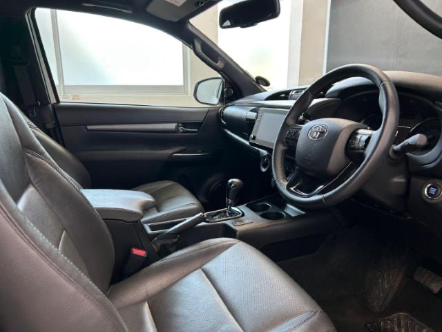 Toyota Hilux 2020 - Image 4