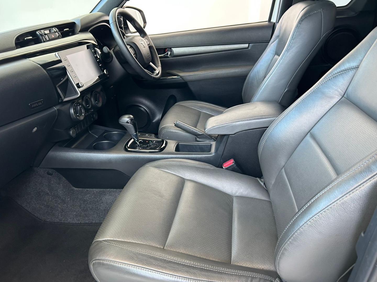 Toyota Hilux 2020 - Image 16