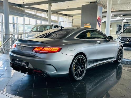 Mercedes-Benz C-Class 2024