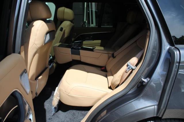Land Rover Range Rover 2023 - Image 6
