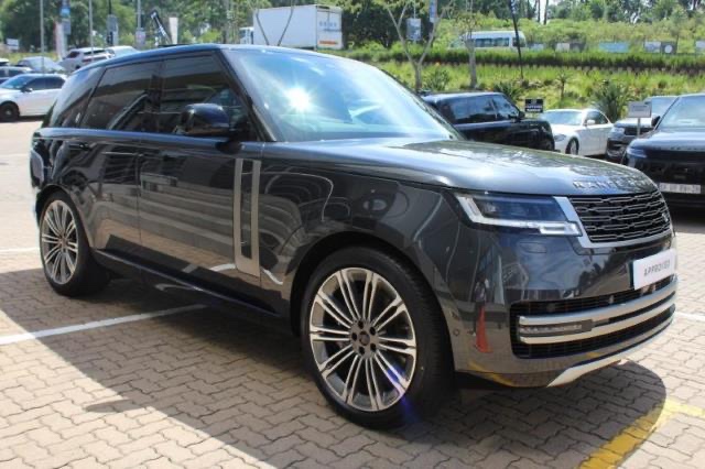 Land Rover Range Rover 2023 - Image 8