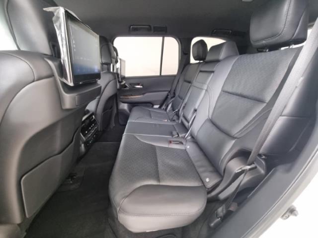 Toyota Land Cruiser 2023 - Image 6
