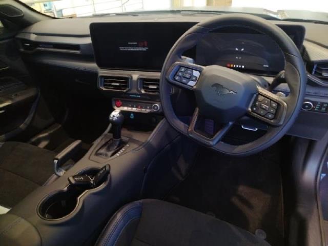 Ford Mustang 2026 - Image 8