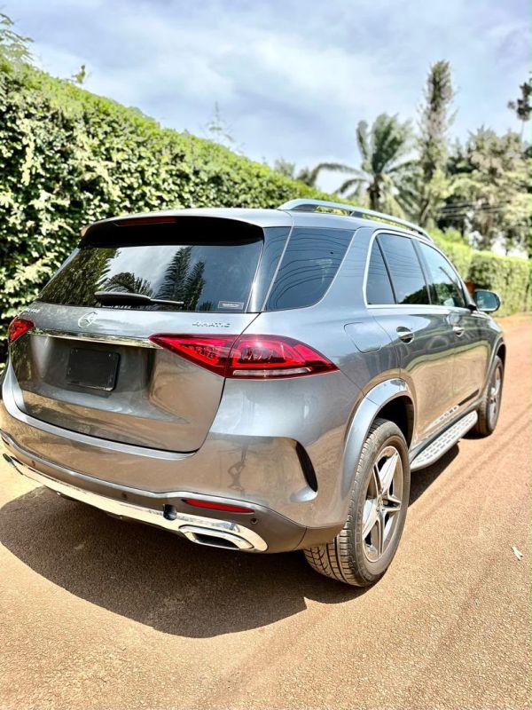 Mercedes-Benz GLE 2022 - Image 6
