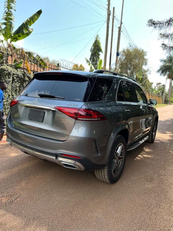 Mercedes-Benz GLE 2022 - Image 10