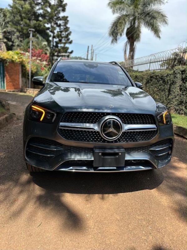 Mercedes-Benz GLE 2022 - Image 13