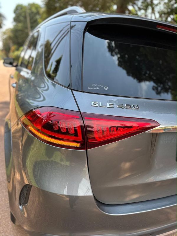 Mercedes-Benz GLE 2022 - Image 15