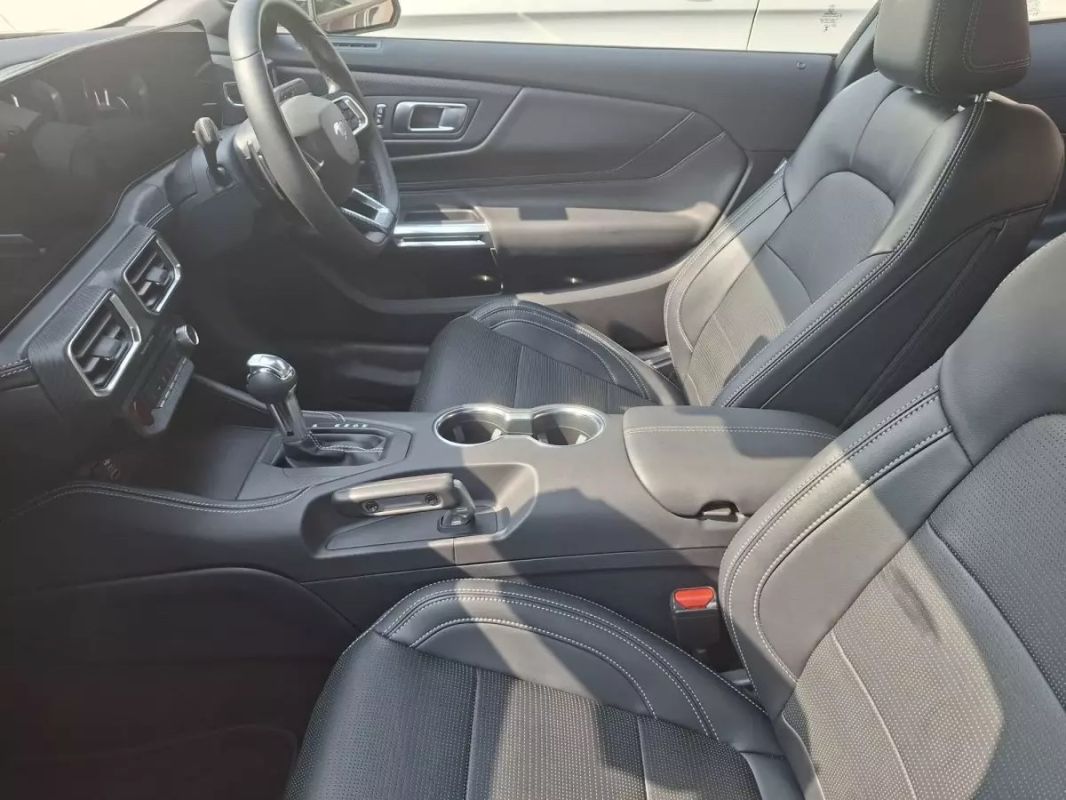 Ford Mustang 2024 - Image 6
